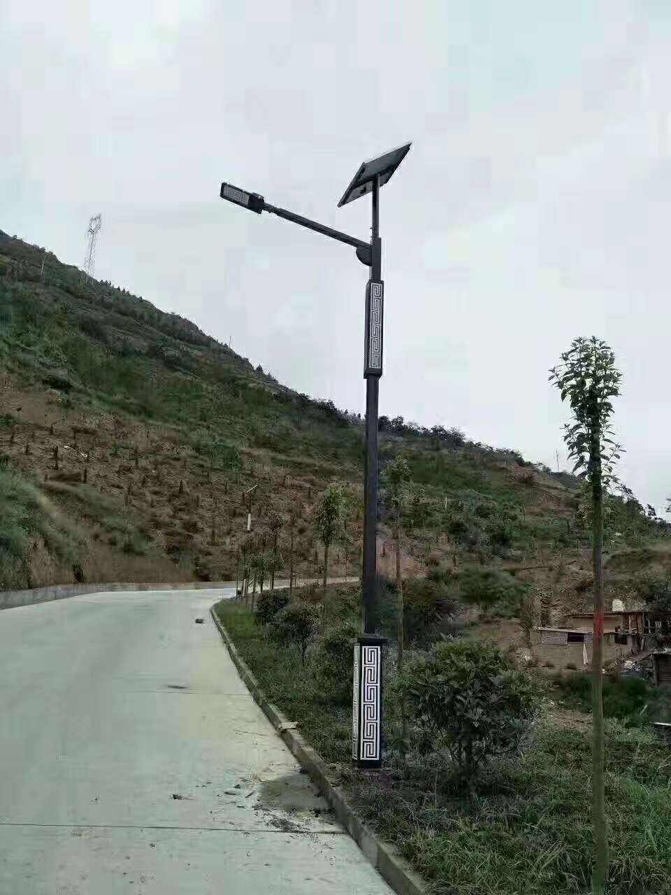 偃师市仿古太阳能路灯